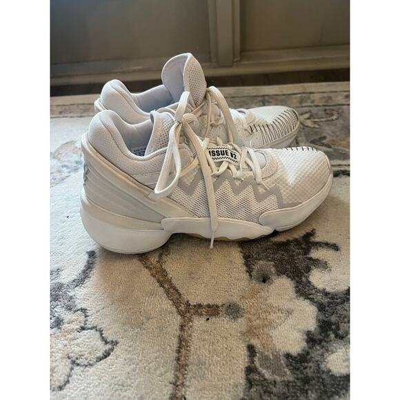 Men's adidas White D.O.N. Issue 2 Shoes - Picture 4 of 6